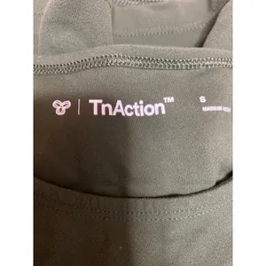 Aritzia TNA Action Green Crewneck Short Sleeve Activewear Crop Tee T-shirt Top S thumbnail 3