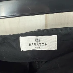 Aritzia Babaton Women’s 0 Black Ankle Dress Pants thumbnail 2