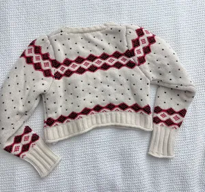 heart print wool knit cropped sweater thumbnail 6