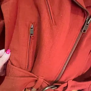 FRYE x Anthropologie Cropped Vita Cotton Moto Jacket in Burnt Cedar‎ Size XS thumbnail 13