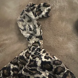Animal print vintage express ruched top thumbnail 5