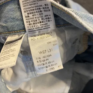 Levis Premium Big E 501 Original Fit Jeans Light Wash Denim Womens W27 L31 (30) thumbnail 11