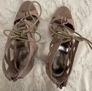 Steve Madden Madden Girl lace up block heel sandals thumbnail 6