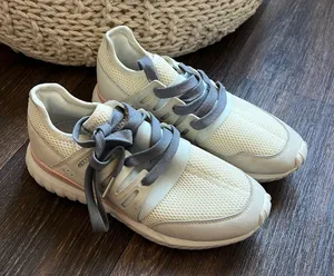 Adidas Tubular Sneakers thumbnail 1