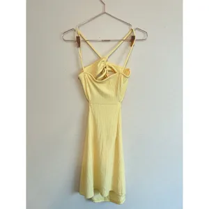 Pacsun Sun‎ Dress Size S Butter Yellow Strappy Back Mini Ribbed thumbnail 3
