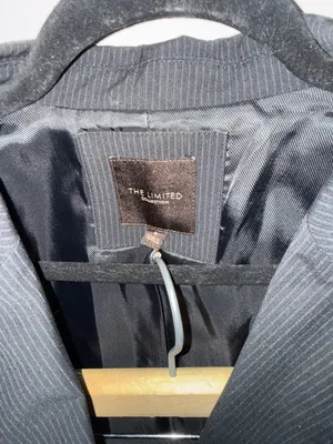 The Limited Women’s Black Pinstripe Suit Set Business Jacket sz 8 Pants sz 12 thumbnail 4