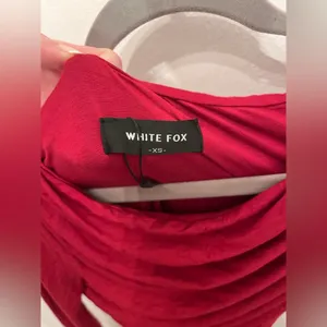 White Fox Long Sleeve Mini Dress Cowl Neck Off Shoulder Ruched XS NWT thumbnail 2