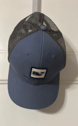 Vineyard Vines hat thumbnail 1