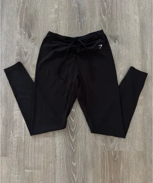 Gymshark Ruche Scrunch Butt Leggings (M) thumbnail 2