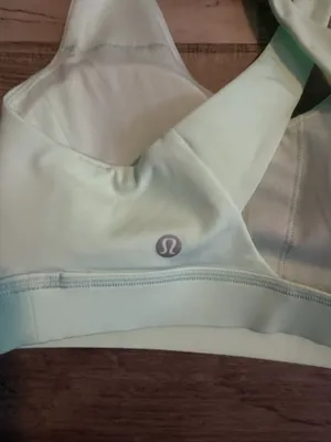 Lululemon Envital Bra B/C Mint Moment Size 6 NWT thumbnail 3
