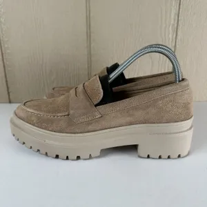 Patina Zoe Loafer Womens 9 Taupe Beige Chunky Suede Lug Sole Platform Penny thumbnail 3