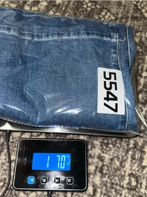 Gap NWT Women’s Size 30 10 Medium Indigo Blue High Rise Wide Leg Cropped Jeans thumbnail 11