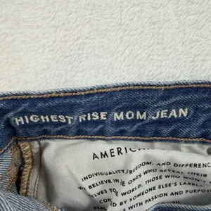American Eagle 10 Long 10T Highest Rise Mom‎ Jeans Ripped Knee Distressed Blue thumbnail 6