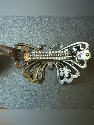 Y2K Silver Pewter Tone Hair Clip Metal Rhinestone Butterfly Floral Clip thumbnail 4