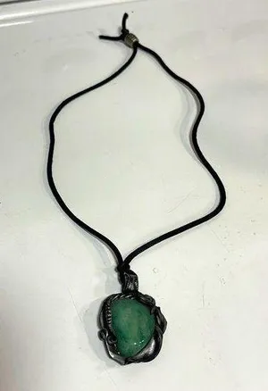 Handmade pendant stone necklace thumbnail 1