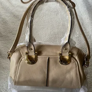 B. Makowsky Glove Leather Zip Top Convertible Satchel A203086 NWT Vanilla thumbnail 1