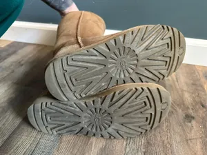 UGG Boots thumbnail 3