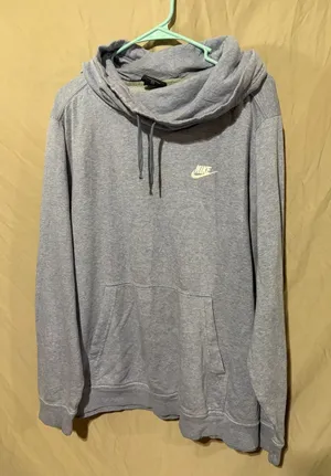 Nike sweatshirt thumbnail 1