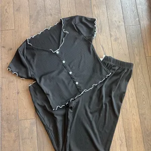 Black Women's Sleepwear Set thumbnail 1