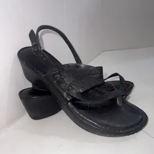 Born Leather Classic Minimalist Boho Wedge Heel Black Strappy Sandals Size 9 thumbnail 11