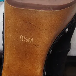 Vintage Black Guess Wooden heel booties sz 9.5 thumbnail 8