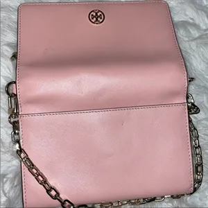 Tory Burch Mini Robinson Cross over bag. thumbnail 4
