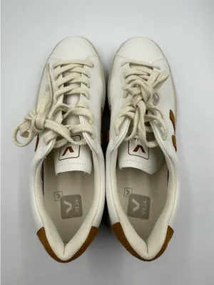 VEJA V-12 Sneakers thumbnail 8