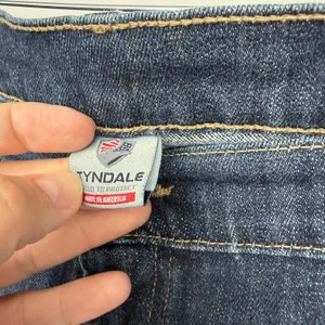 Tyndale FRMC Women's 22x34 FR Flame Resistant CAT 2 Work Jeans Dark Wash thumbnail 3