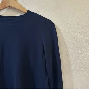 Aritzia Sunday Best Crewneck Long Sleeve Knit Pullover Sweater Navy‎ Size M thumbnail 3