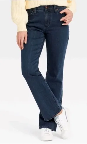 Universal Threads Vintage Bootcut Blue Jeans Pants thumbnail 1