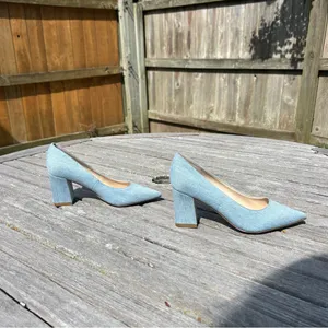 Marc Fisher ZALA BLOCK‎ HEEL POINTY TOE PUMP - Light Blue Denim- size 5.5 thumbnail 2