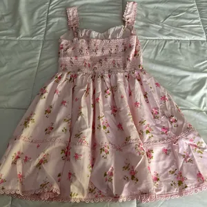 Pink floral mini dress kutumai thumbnail 4