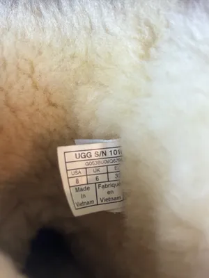 Uggs- Baileys with band thumbnail 3