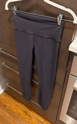 Lululemon Wunder Train High-Rise Crop 23 black size 0 thumbnail 1