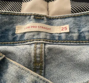 Levi's Low Pro Straight Jeans thumbnail 3