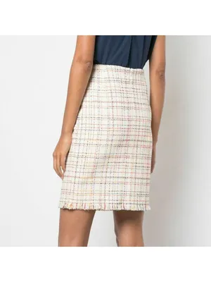 Akris Punto Tweed Ivory Fringe Hem Metallic Lurex Pencil Mini Skirt 4 thumbnail 3