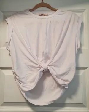 BCBGeneration top.a23 thumbnail 1