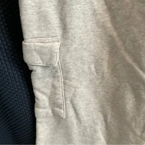 Brandy Melville Pants Womens Small Gray Cargo Sweatpants Wide Leg Casual thumbnail 3