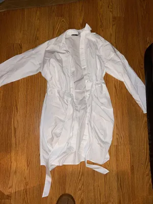 White Dress thumbnail 1