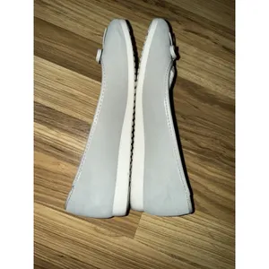 Giani Bernini Womens Sz 8 Ballet Flats Shoes Odeysagry Stone‎ Gray Memory Foam thumbnail 6