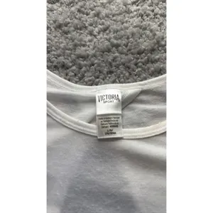 Victoria Sport Womens Large White Short Sleeve Logo Crew Neck Athletic T-Shirt thumbnail 2