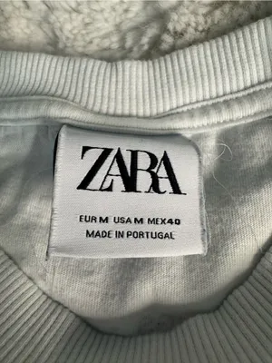ZARA White Graphic Long Sleeve Shirt Size M thumbnail 4