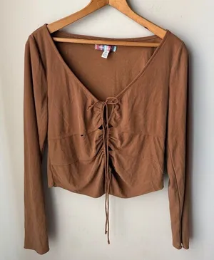 Urban Outfitters Brown Ribbed Ruched Tie Front Long Sleeve Top thumbnail 1