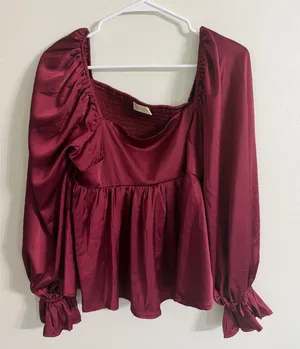 Altar'd State Burgundy Satin Peplum Top Square Neck Smocked Back Size Medium NEW thumbnail 1