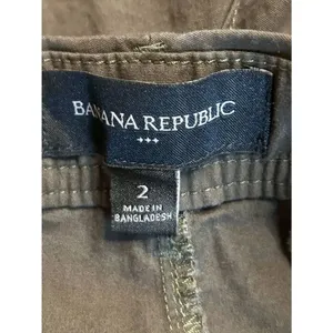 Banana Republic Olive Green Chino Shorts Pockets Size 4 (8918) thumbnail 2