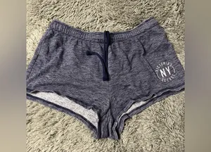 Victoria’s Secret Women’s Shorts Size Medium thumbnail 1