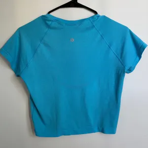Lululemon Swiftly Tech Short Sleeve thumbnail 3