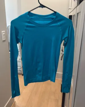 Lululemon swiftly tech long sleeve thumbnail 1