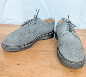 Vintage UK Made Dr. Martens AW 009 Grey Suede Wingtip Brogues UK 6 thumbnail 1