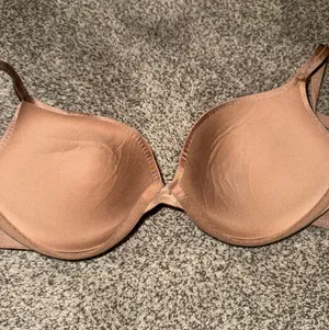 SKIMS Ultimate Teardrop Underwire Push-Up Bra 34D Brown thumbnail 2